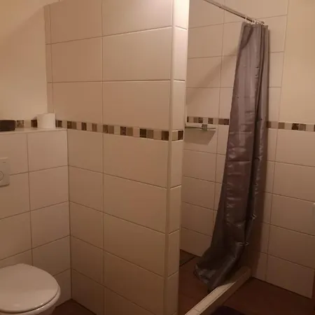 Habitación en casa particular Gaestezimmer Ahornweg Villingendorf